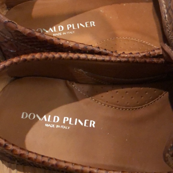 Like New Donald Pliner Drivers – Made in Italy - Picture 3 of 4